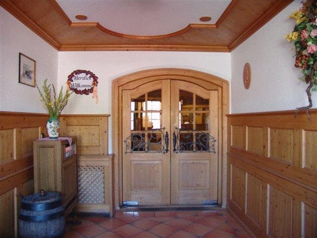 Hotel Gasthof Forelle Siegsdorf Exterior photo