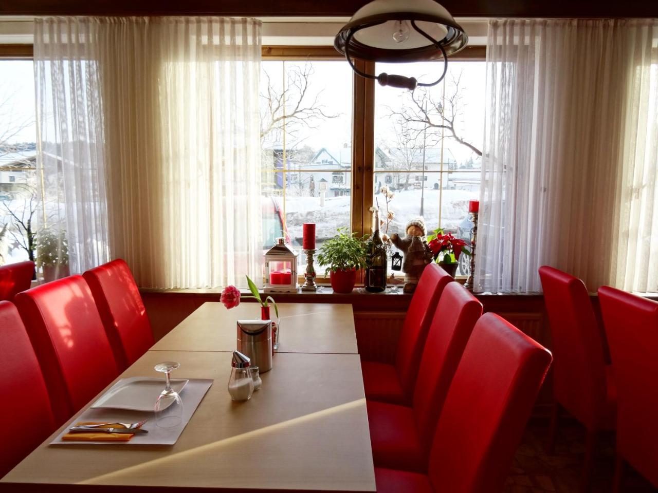 Hotel Gasthof Forelle Siegsdorf Exterior photo