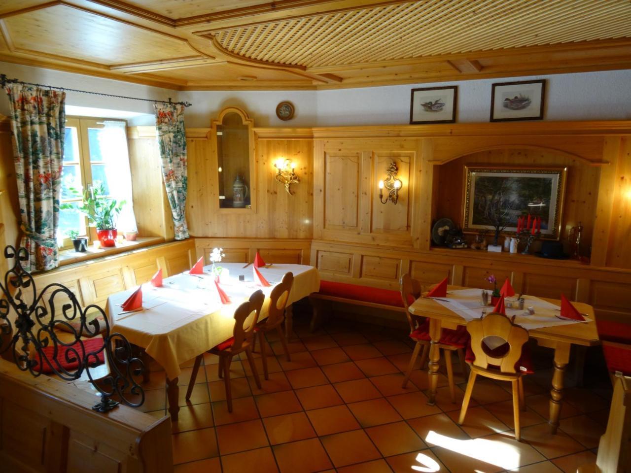Hotel Gasthof Forelle Siegsdorf Exterior photo